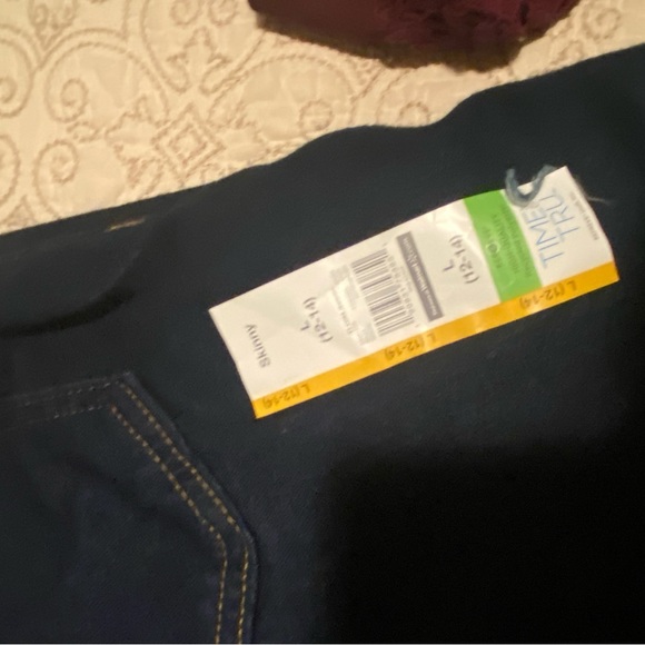 Women pants - Picture 3 of 3